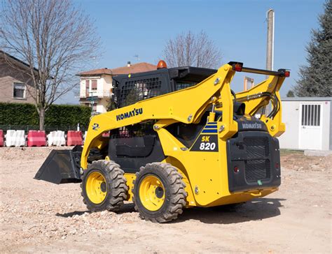 komatsu sk820 skid steer specs|komatsu sk820 8.